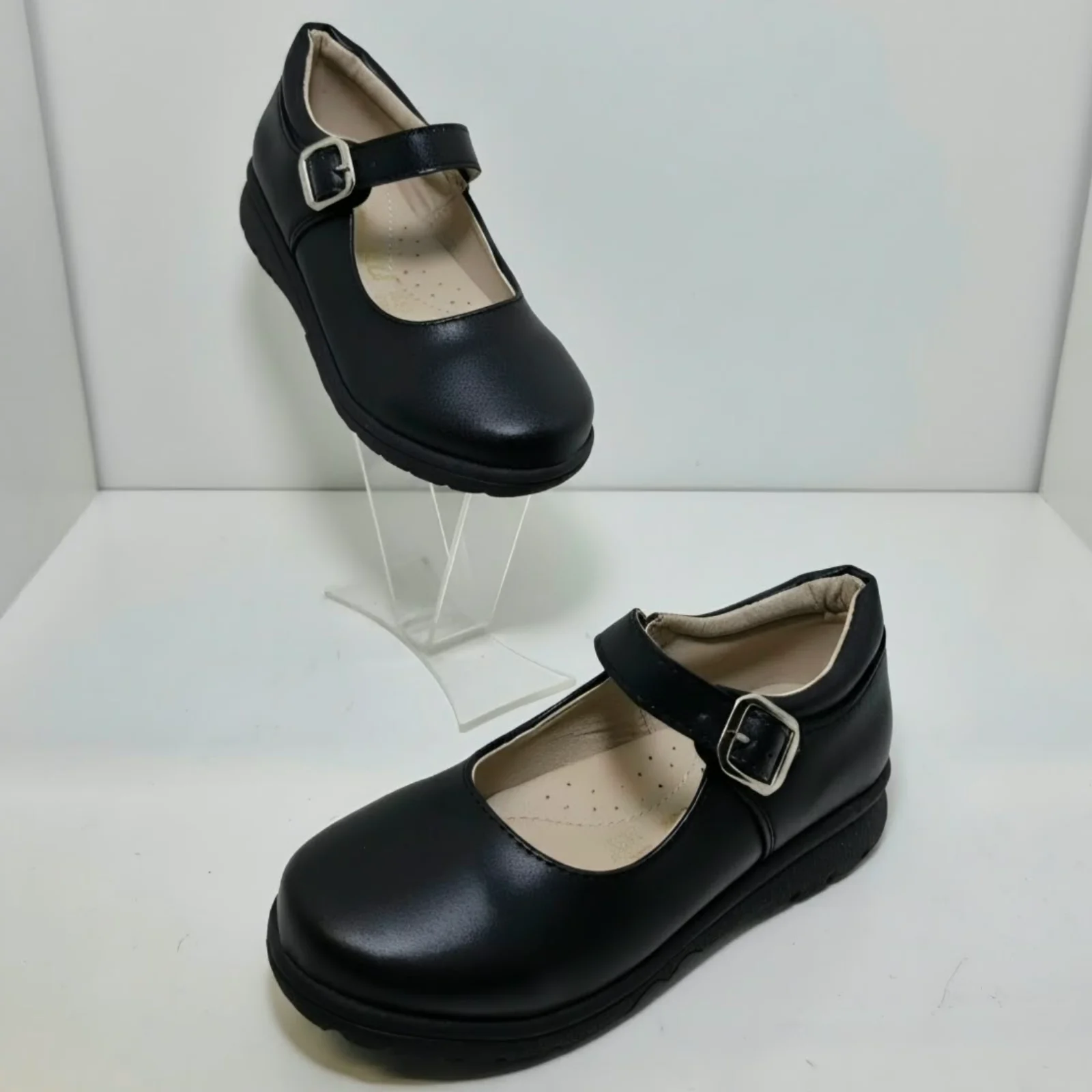 CHECA 210 C3 NEGRO