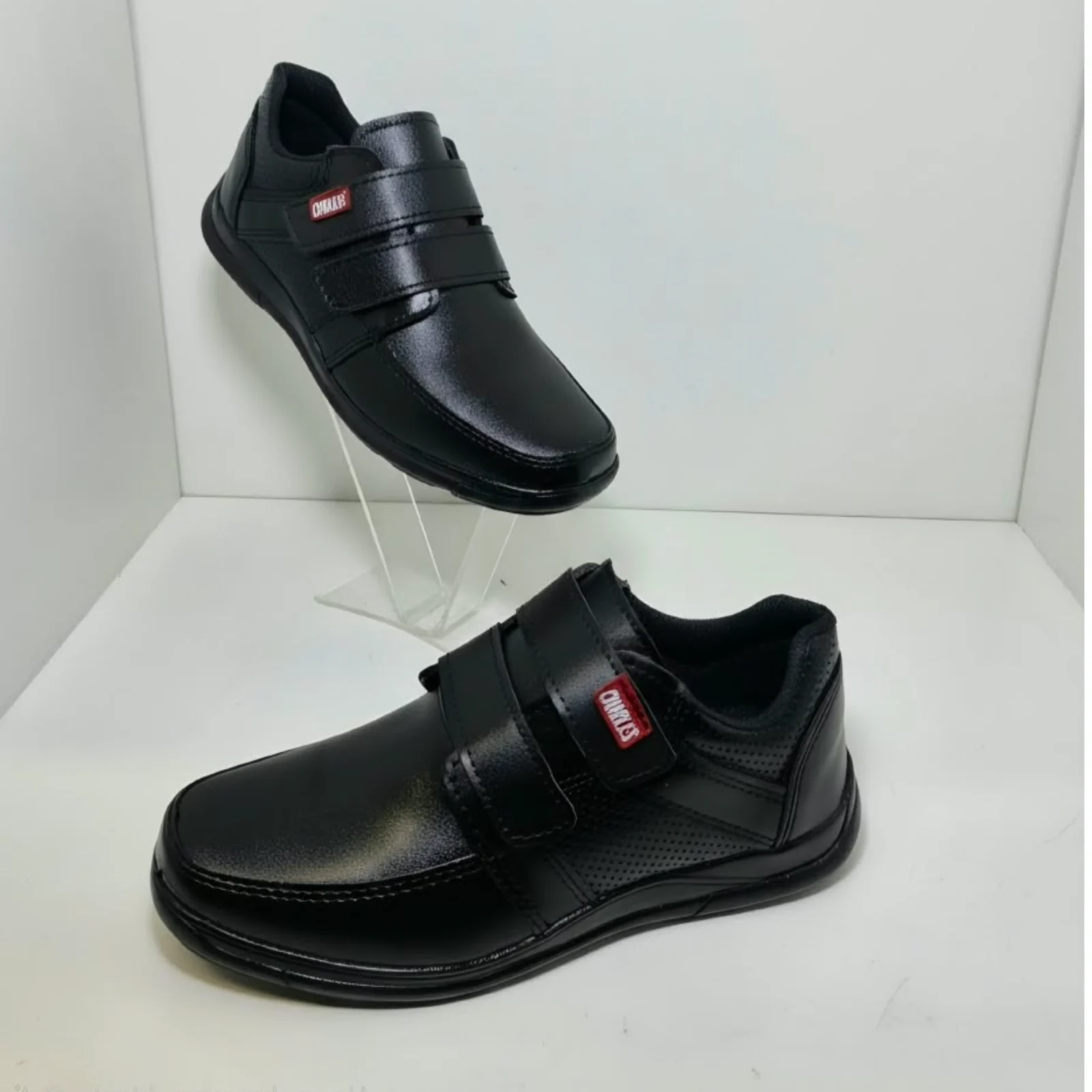 CHARLES 0.6 C5 NEGRO
