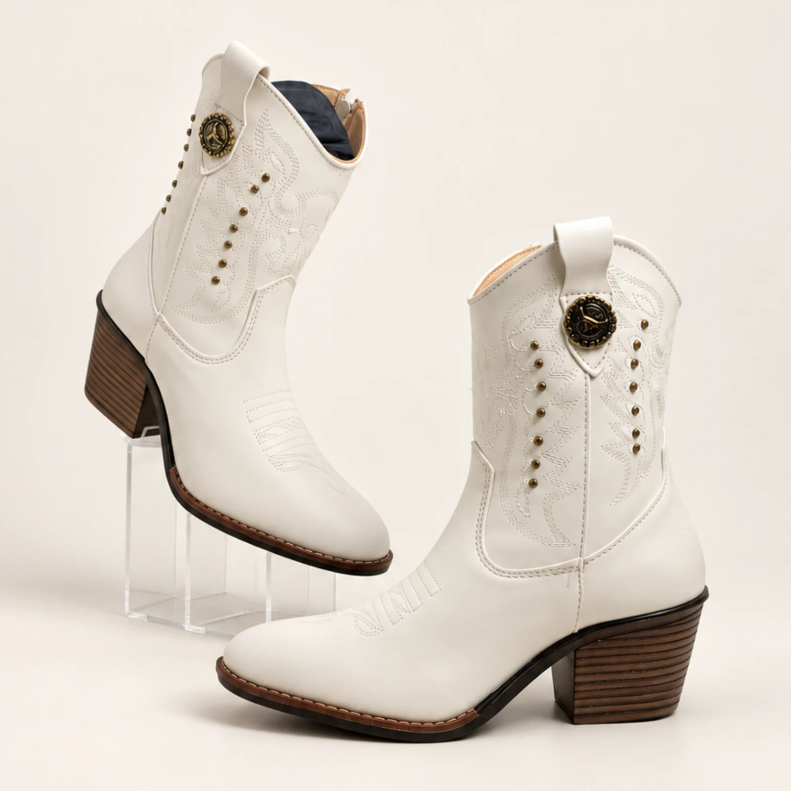 DIVAS 8808 C4 LATE