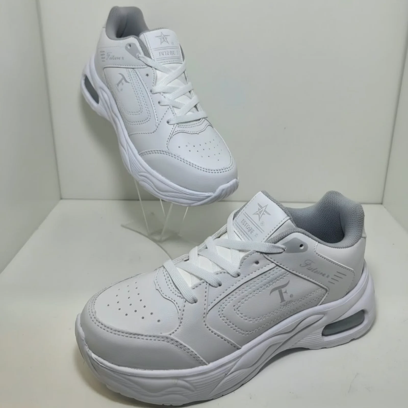 FUTURE 700 C5 BLANCO / GRIS