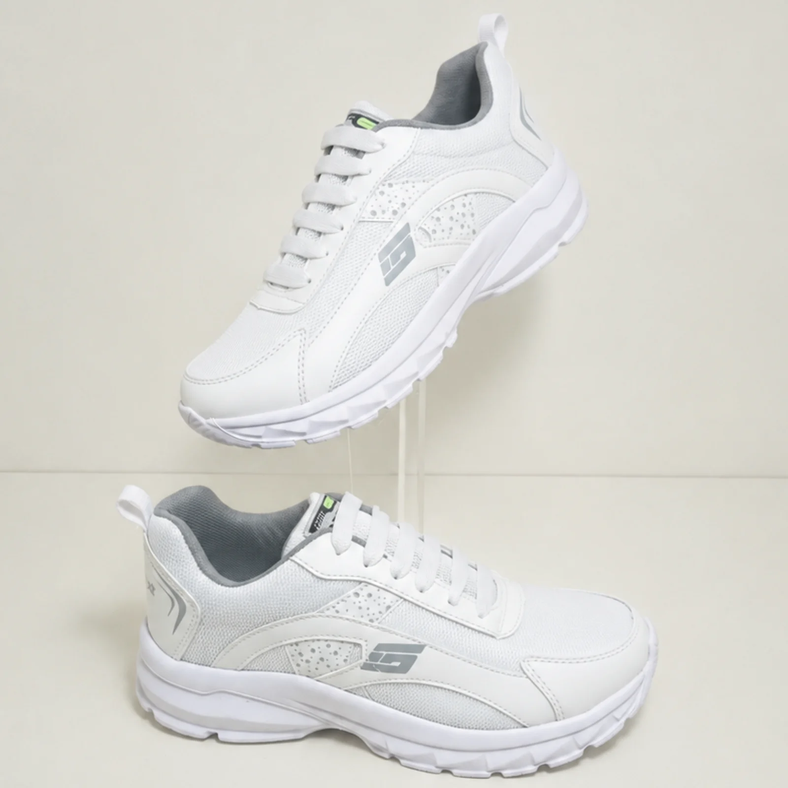 GIZER 58 C4 BLANCO / GRIS